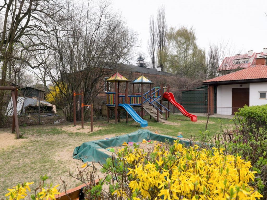 Готель Anton House Варшава Екстер'єр фото