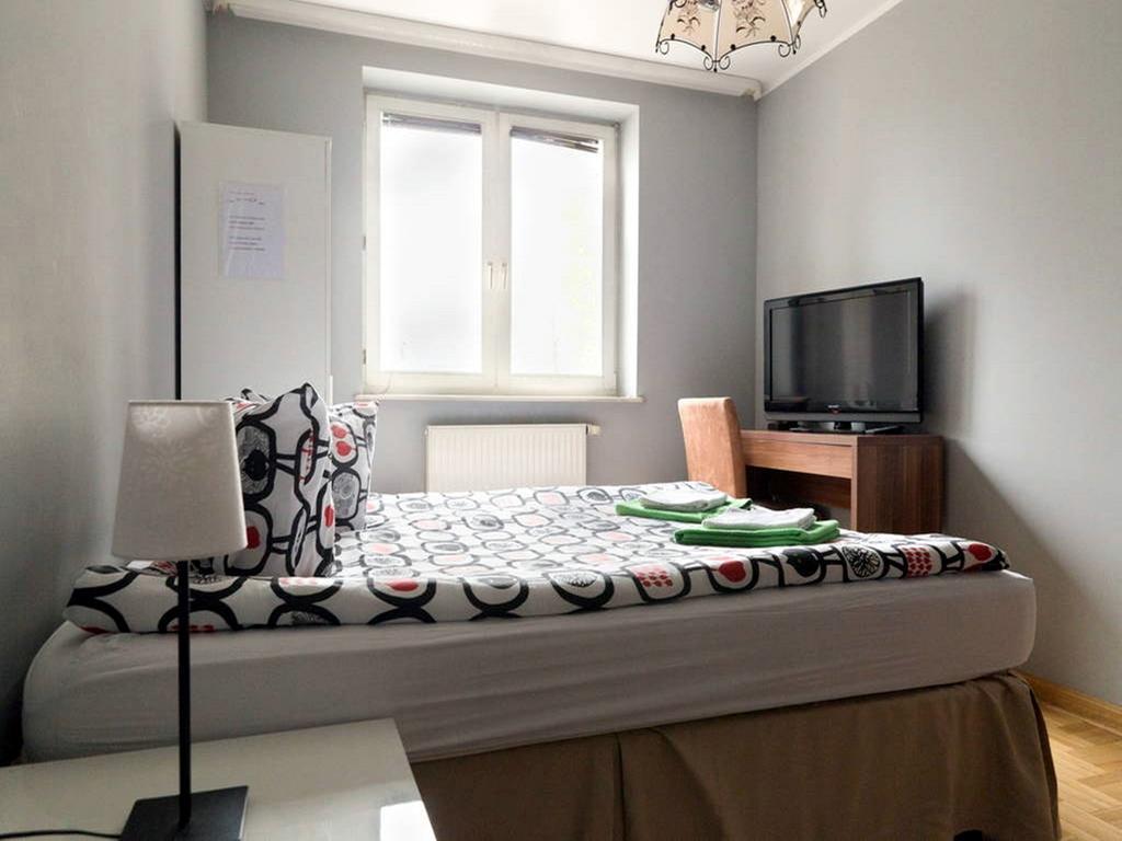 Готель Anton House Варшава Екстер'єр фото